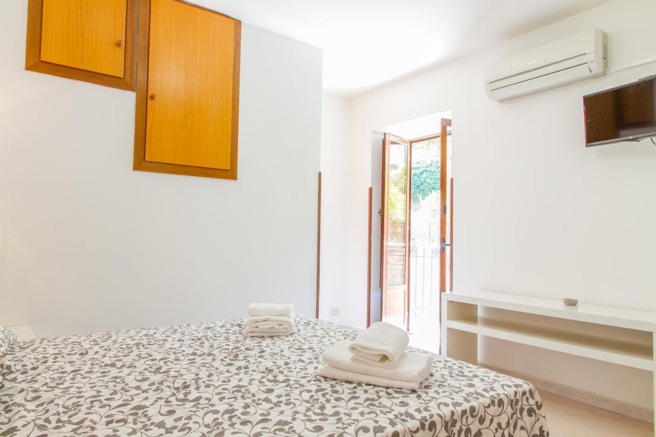 77 Rooms Cefalu Exterior photo